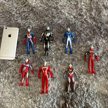 울트라맨 미니 소프트 비닐 7체 세트