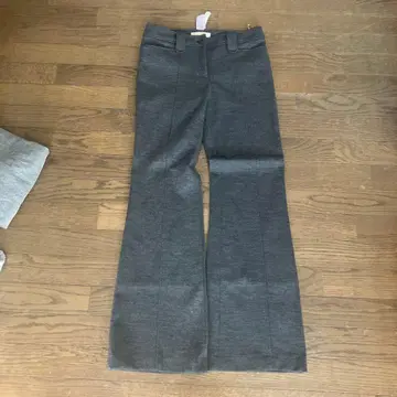 마이클코어스 그레이 플레어 팬츠