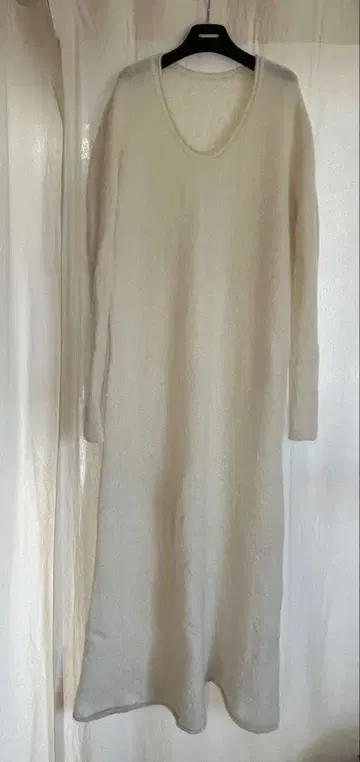 plage 2025AW U넥 플레어 니트 원피스 화이트 36