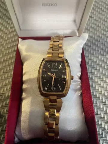 SEIKO 루키아 손목시계 1B32-0AE0 솔라