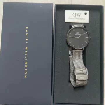 Daniel Wellington 다니엘 웰링턴 32mm 손목시계 실버