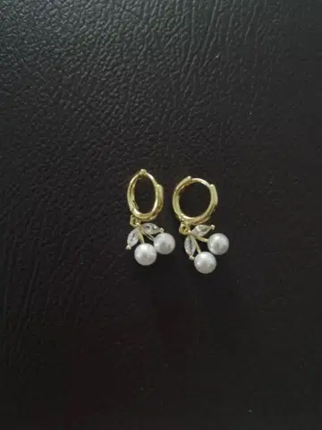 골드 후프 귀걸이 펄 크리스탈