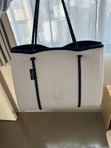 Willow Bay Daydreamer 네오프렌 토트