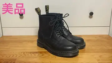 닥터마틴 8홀 가죽 부츠 약 25cm