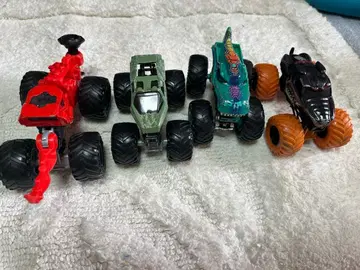 몬스터 트럭 4대 세트