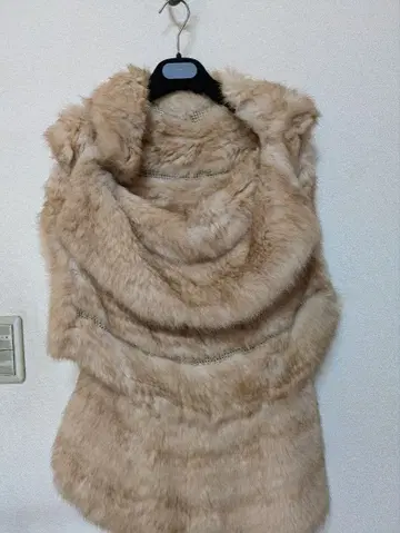 하프 코트, 원통형 베이지 퍼 오픈 프론트 베스트