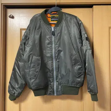 MA-1 플라이트 자켓 카키 밀리터리 리버서블 GEARTREK