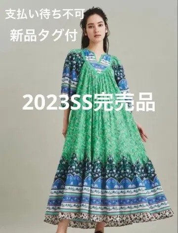 새상품[그레이스 콘티넨탈 23SS 에스닉 프린트 롱 원피스 36