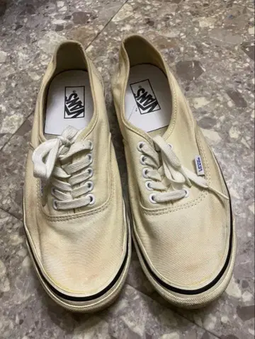 Vans 클래식 슬립온 화이트