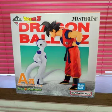 드래곤볼 Z 손오공 프리저 피규어 A상