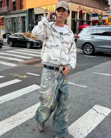 Mertra 지퍼 후드티