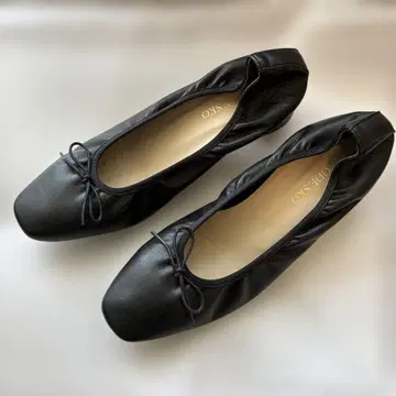 RODE SKO 리본 펌프스