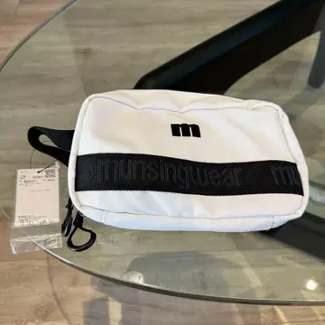 먼싱웨어 파우치 MQAWJA51 Munsingwear