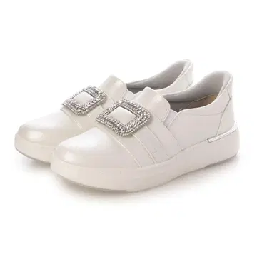 비쥬 장식 화이트 슬립온 스니커즈