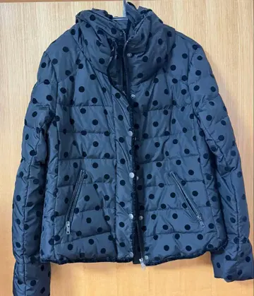 도트 다운 자켓 블랙 도트 무늬 자켓 아우터 물방울 패턴