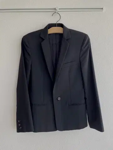 STUDIOUS 블랙 테일러드 자켓