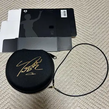 하뉴 유즈루 Phiten 파이텐 RAKUWA 넥 윙 골드