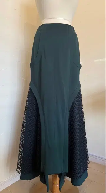 UN3D 앤서리드 다크 그린 플레어 스커트 메쉬 새상품급 36