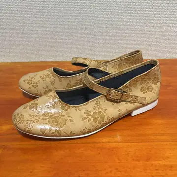 새상품급 챠코트 멜리 제인 꽃무늬 플랫슈즈 24cm