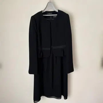 블랙 자켓 포함 드레스 11호 사이즈
