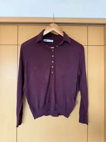 [ ZARA ] 와인 레드 니트 셔츠 긴팔 버튼 포함 퍼플