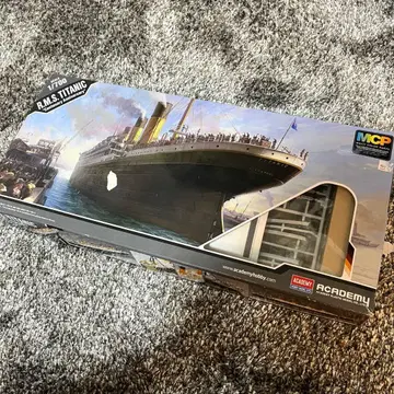 미조립 R.M.S. TITANIC ACADEMY 1/700 프라모델