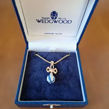 WEDGWOOD의 펜던트
