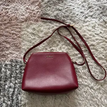 FURLA 버건디 미니 숄더백