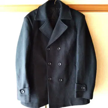 블랙 울 더블 브레스트 피 코트 새상품급