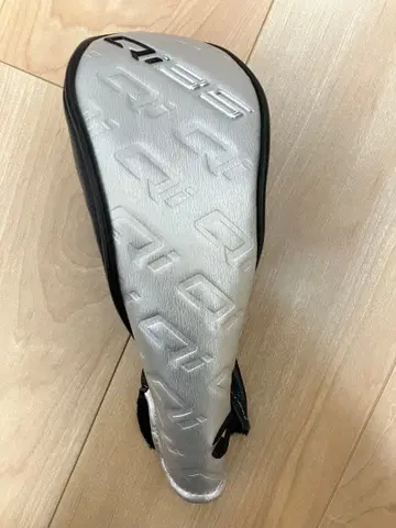 TaylorMade QI35 유틸리티용 골프헤드커버