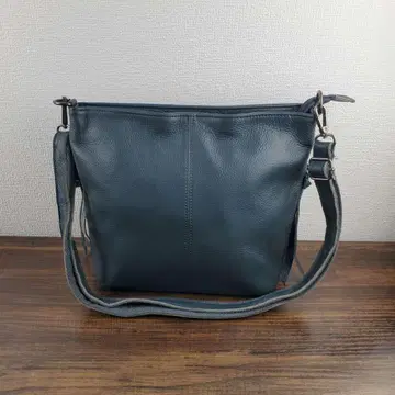 천연 가죽 숄더백, 여러 개의 포켓, 대용량