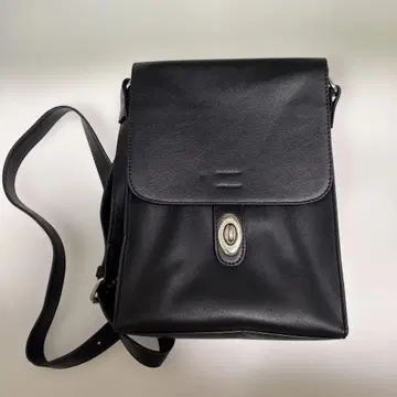 스퀘어 숄더백 미니 숄더백 넥 파우치 가죽