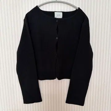 새상품 LIAN 센터 홀 리브 니트 가디건 블랙