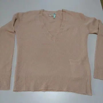 허그아워 100% 캐시미어 V넥 스웨터