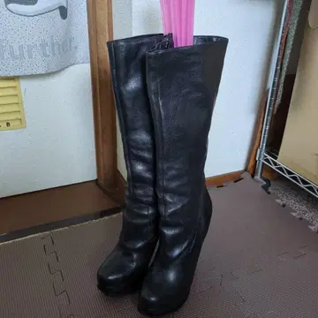 SCHUTZ 롱 부츠 핀힐