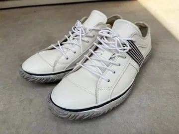 SPINGLE 스니커즈