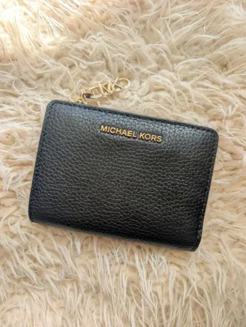 MICHAEL KORS 블랙 이단 접이식 지갑
