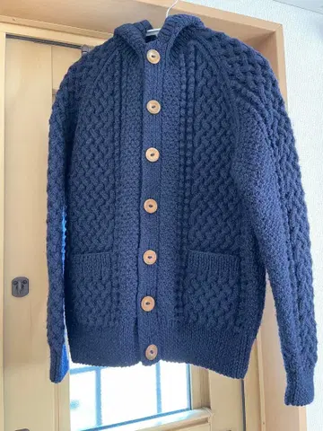 INVERALLAN 후드 부착 니트 가디건