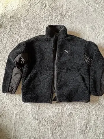 Puma 블랙 플리스 자켓