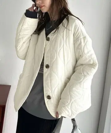 퀼팅 자켓 아이보리