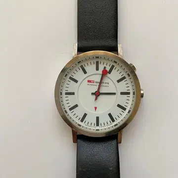 스위스 철도 공식 손목시계 작동 미확인