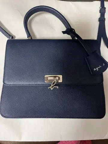 네이비 숄더백 에네스베