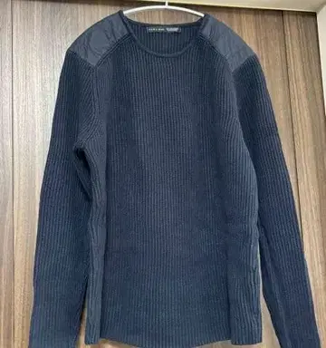 네이비 리브 긴팔 스웨터