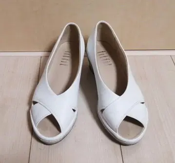 fitfit 핏핏 오픈토 펌프스 화이트 23.5cm