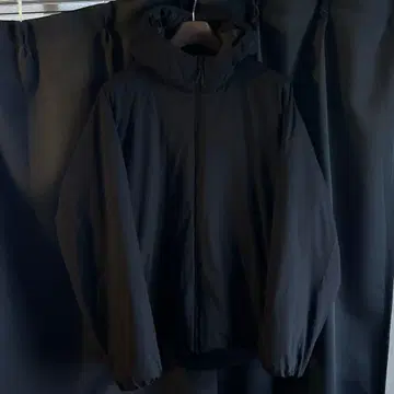 UNIQLOC 퍼프 테크 후드티 XXL