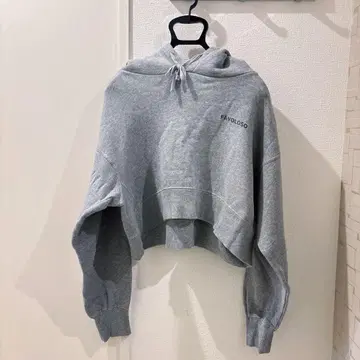 Mila Owen 숏 기장 로고 후디