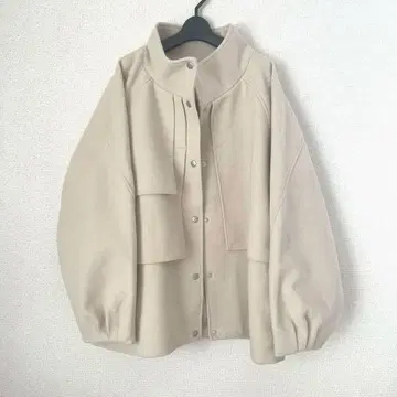nOtch. 베이지 자켓 M