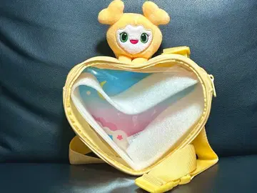 [ GiGO 한정판 ] TWICE 삐요큥 바디백 JIVELY 지효