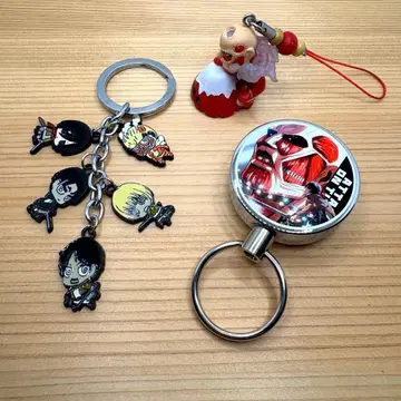 [ 3개 세트 ] 진격의 거인 스트랩 키링 낚시릴 반지 매거진