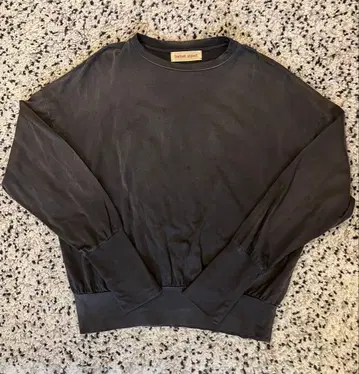 barbell object fade l/s top black